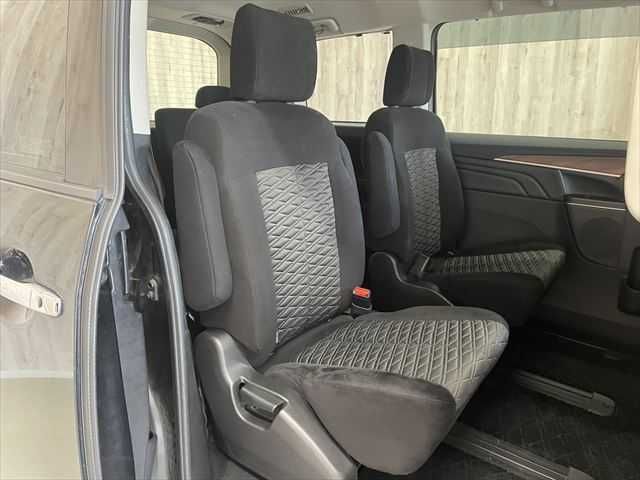 MITSUBISHI DELICA D:5 4WD 2019