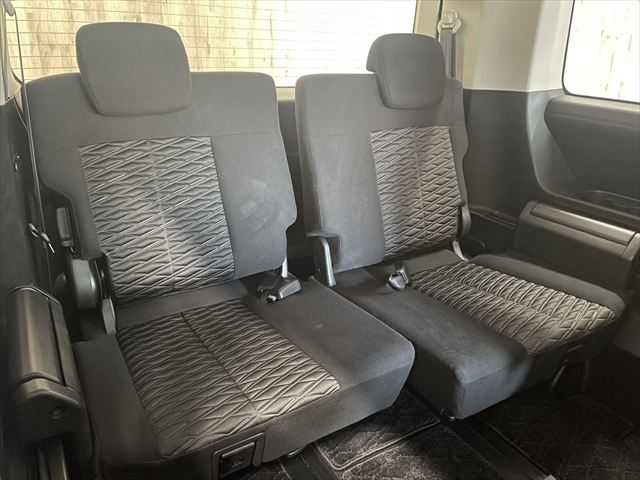 MITSUBISHI DELICA D:5 4WD 2019