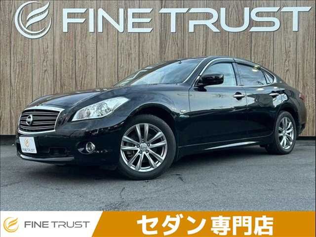 NISSAN FUGA HYBRID 2012