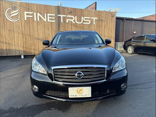 NISSAN FUGA HYBRID 2012