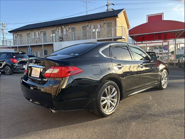NISSAN FUGA HYBRID 2012