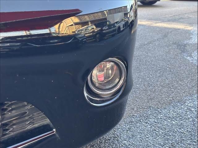 NISSAN FUGA HYBRID 2012