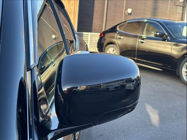 NISSAN FUGA HYBRID 2012