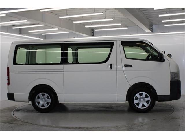 TOYOTA HIACE van 2WD 2017