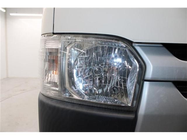 TOYOTA HIACE van 2WD 2017