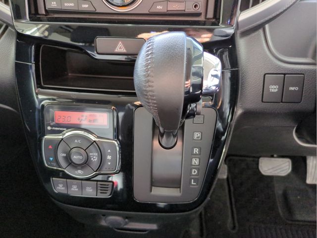 SUZUKI SOLIO BANDIT 2017