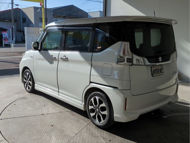 SUZUKI SOLIO BANDIT 2017