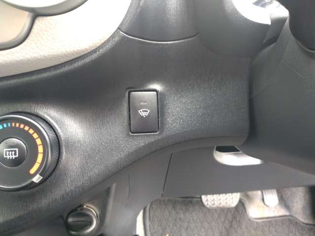 TOYOTA VITZ  4WD 2012