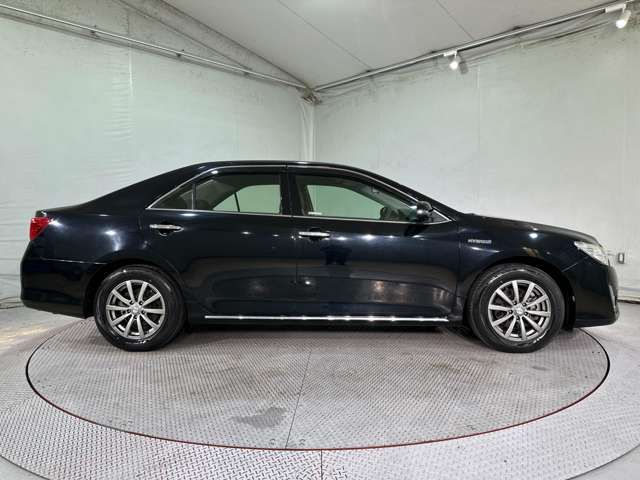 TOYOTA CAMRY HYBRID 2011