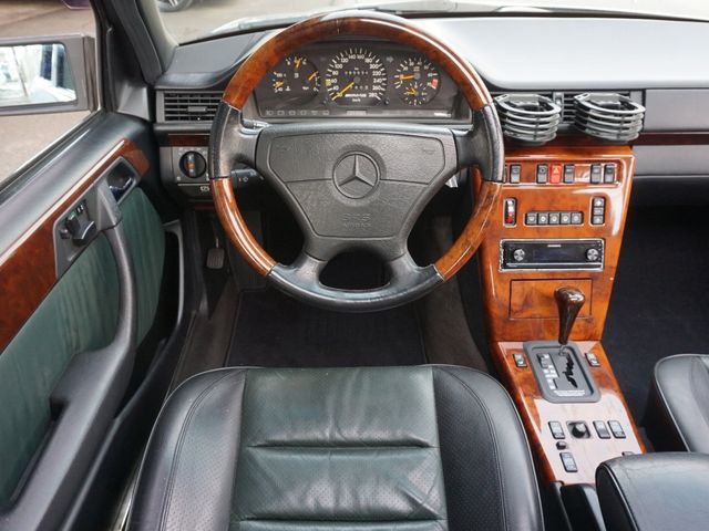 MERCEDES BENZ MERCEDES BENZ E class stationwagon 1995