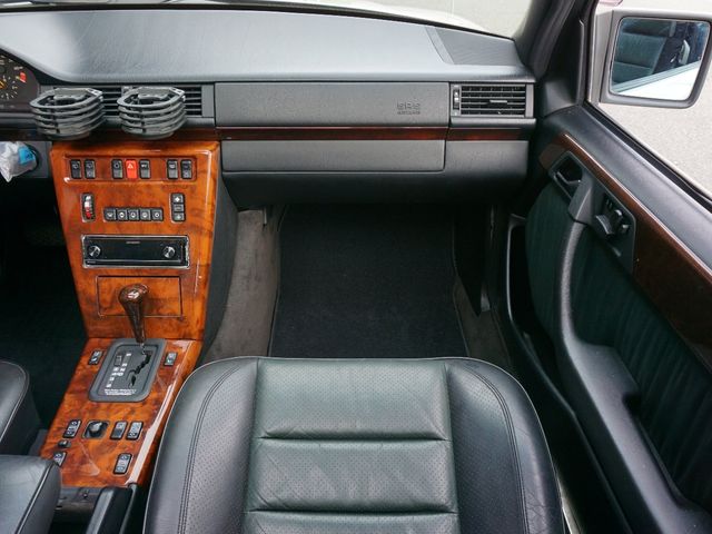 MERCEDES BENZ MERCEDES BENZ E class stationwagon 1995