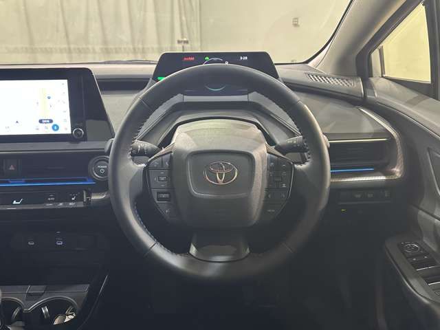 TOYOTA PRIUS 4WD 2025