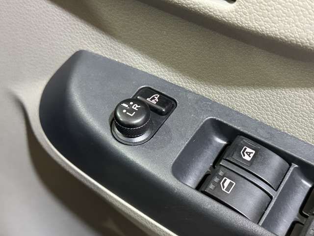 TOYOTA PIXIS EPOCH 2015