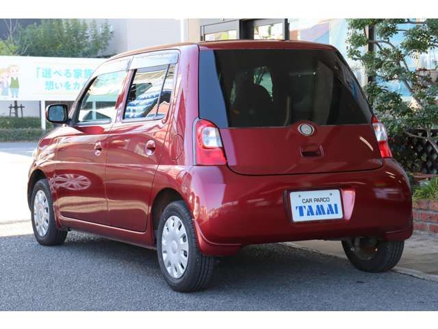 DAIHATSU ESSE 2011
