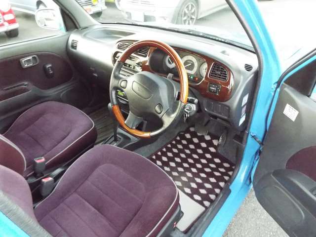 DAIHATSU MIRA GINO 1999