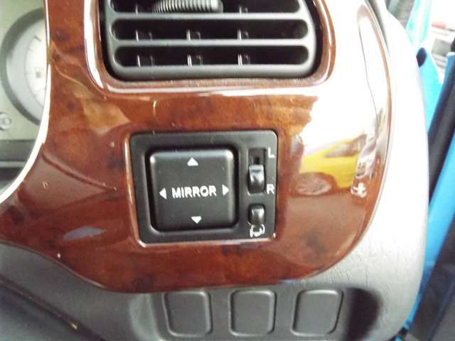 DAIHATSU MIRA GINO 1999