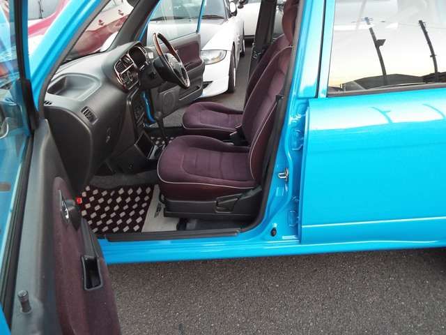 DAIHATSU MIRA GINO 1999
