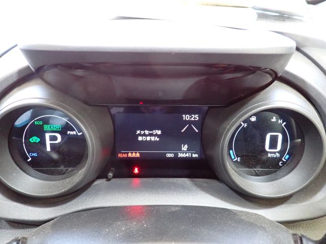 TOYOTA YARIS HYBRID 2021