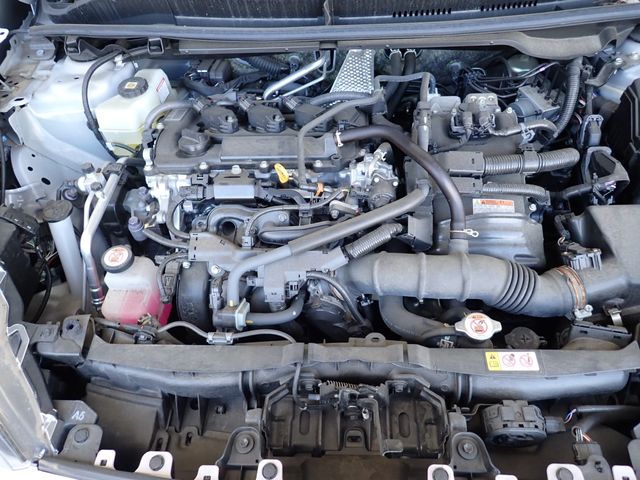 TOYOTA YARIS HYBRID 2021