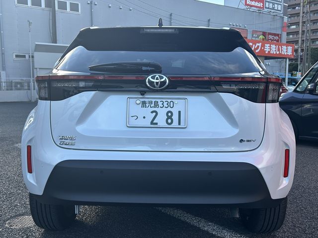 TOYOTA YARIS CROSS HYBRID 2024
