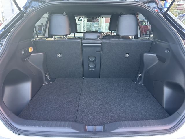 TOYOTA YARIS CROSS HYBRID 2024