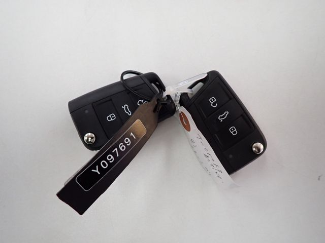 VOLKSWAGEN VOLKSWAGEN T-Cross 2021