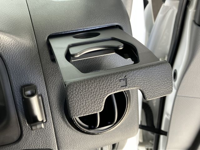 NISSAN NV150 AD 2WD 2020