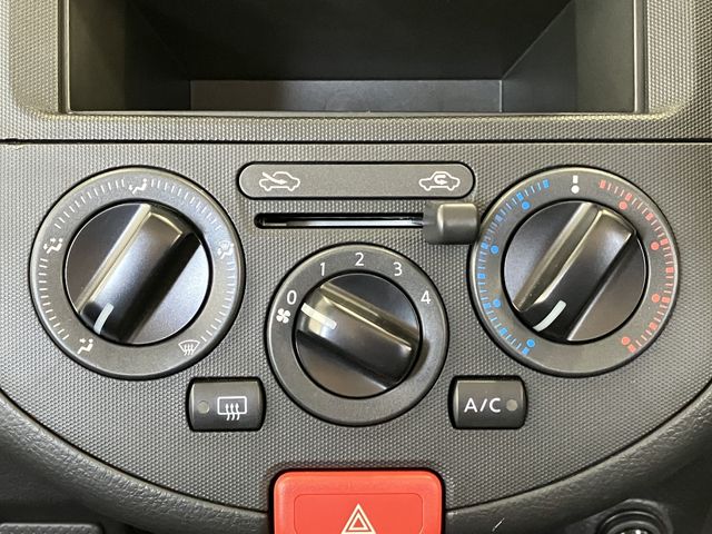 NISSAN NV150 AD 2WD 2020