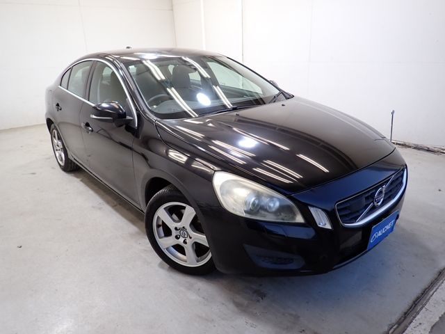 VOLVO VOLVO S60 2012