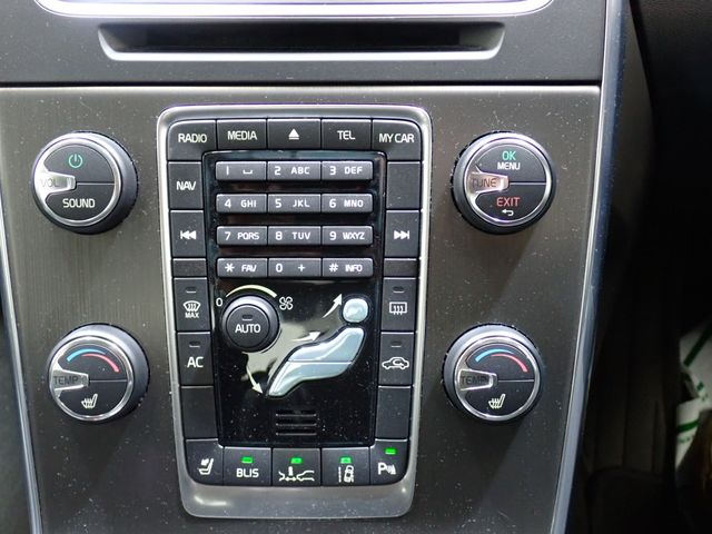 VOLVO VOLVO S60 2012