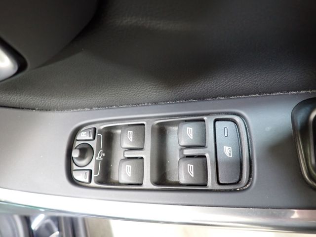 VOLVO VOLVO S60 2012