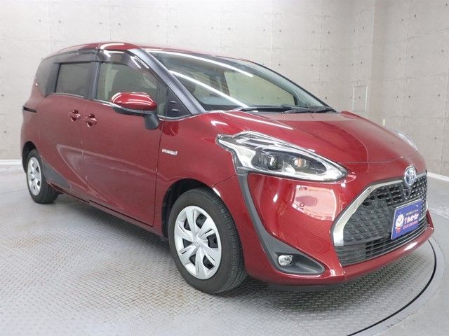 TOYOTA SIENTA HYBRID 2018
