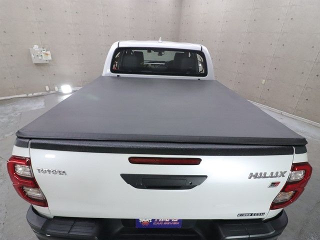 TOYOTA HILUX 4WD 2024