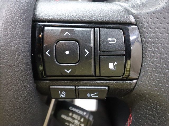 TOYOTA HILUX 4WD 2024