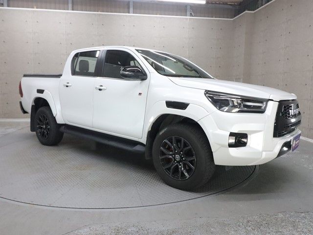 TOYOTA HILUX 4WD 2024