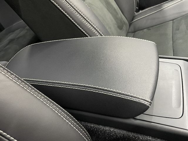 VOLVO VOLVO XC40 2022