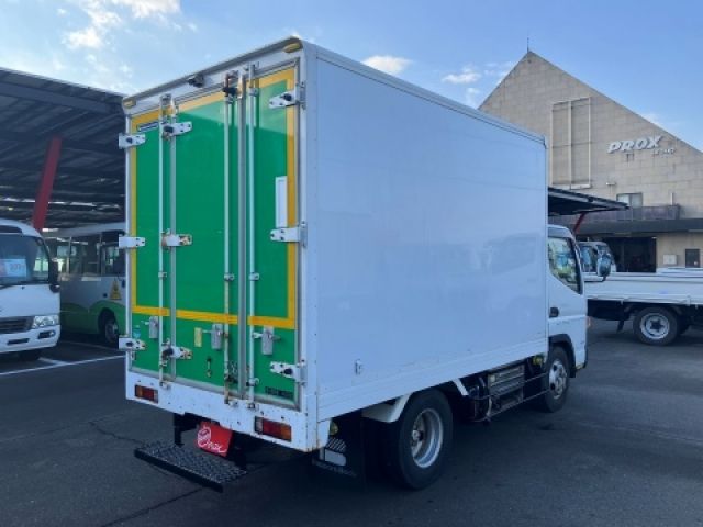 MITSUBISHI CANTER 2015