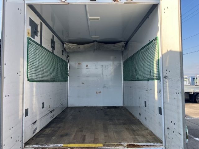 MITSUBISHI CANTER 2015