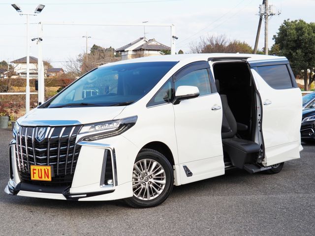 TOYOTA ALPHARD hybrid 4WD 2021