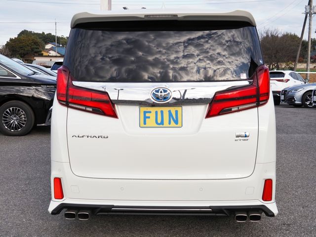 TOYOTA ALPHARD hybrid 4WD 2021