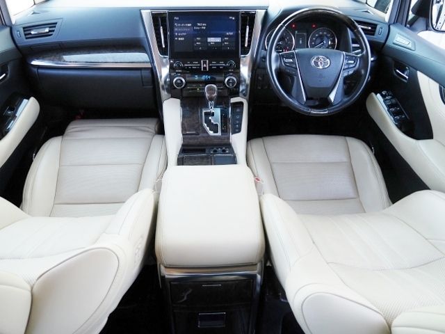 TOYOTA ALPHARD 4WD 2020