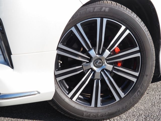 TOYOTA LEXUS LX570 AWD 2020