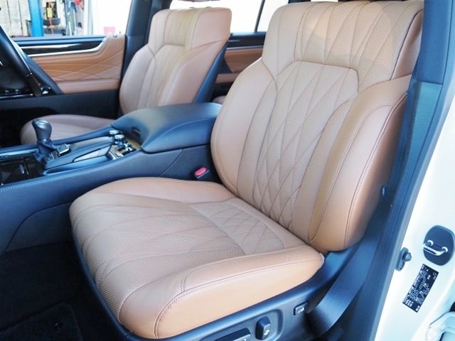 TOYOTA LEXUS LX570 AWD 2020