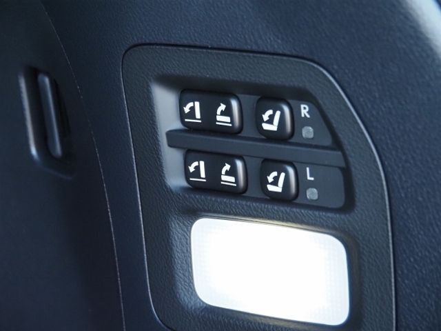 TOYOTA LEXUS LX570 AWD 2020