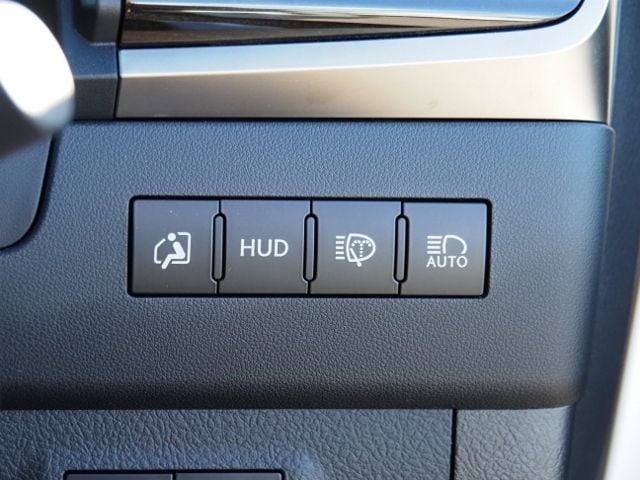 TOYOTA LEXUS LX570 AWD 2020