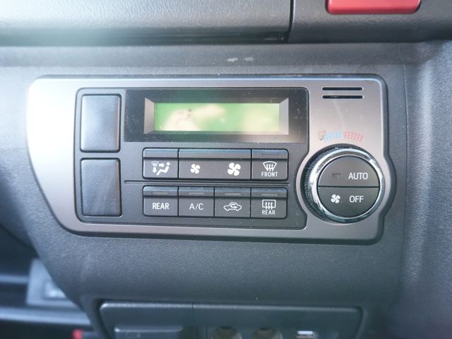 TOYOTA HIACE van 2WD 2023