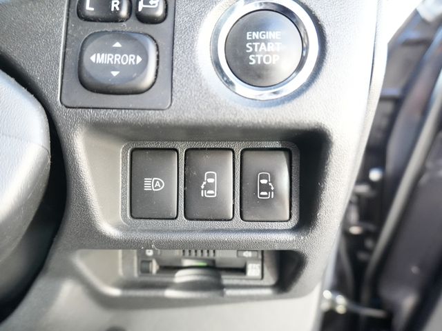 TOYOTA HIACE van 2WD 2023