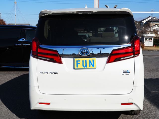 TOYOTA ALPHARD hybrid 4WD 2022