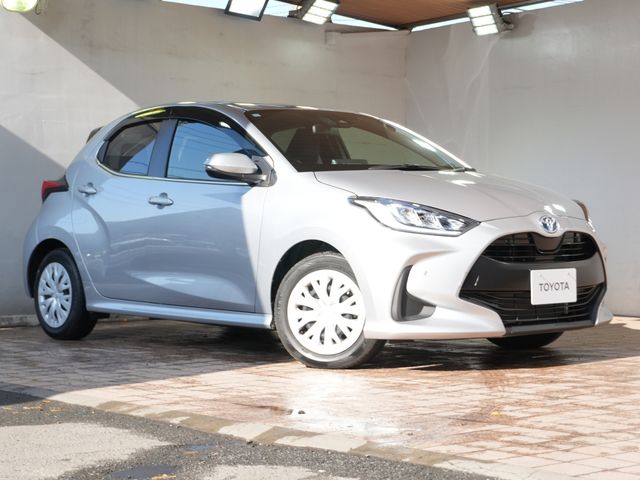 TOYOTA YARIS HYBRID 2023