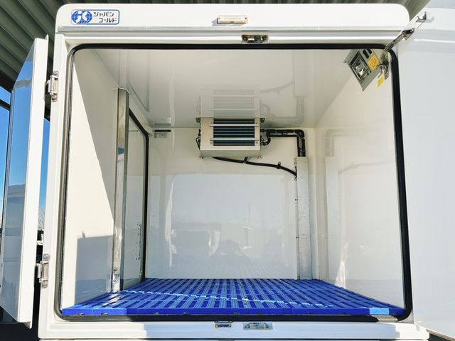 DAIHATSU HIJET truck 4WD 2017